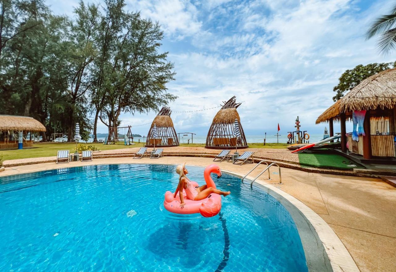 Khaolak Emerald Surf Beach Resort And Spa - Sha Extra Plus Као Лак Екстериор снимка